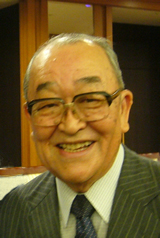 前会長 鹿井信雄氏